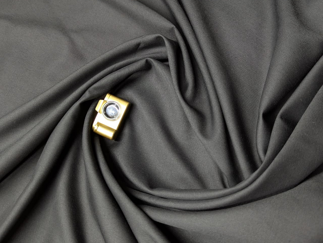 Desire Wash N Wear New Four Season